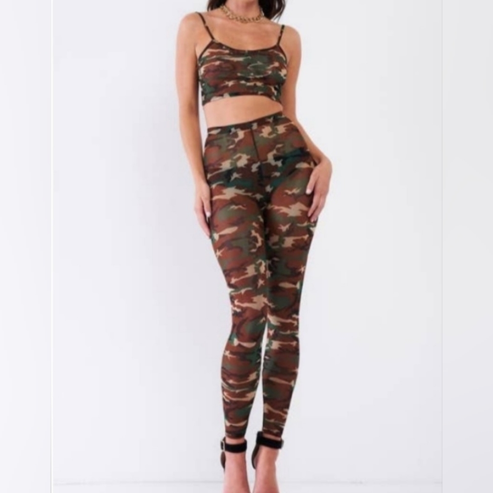 Mesh Camo Set Size S/M NWT